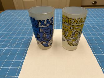 2 VINTAGE Texas Lone Star State Souvenir Glasses w Landmarks blue yellow