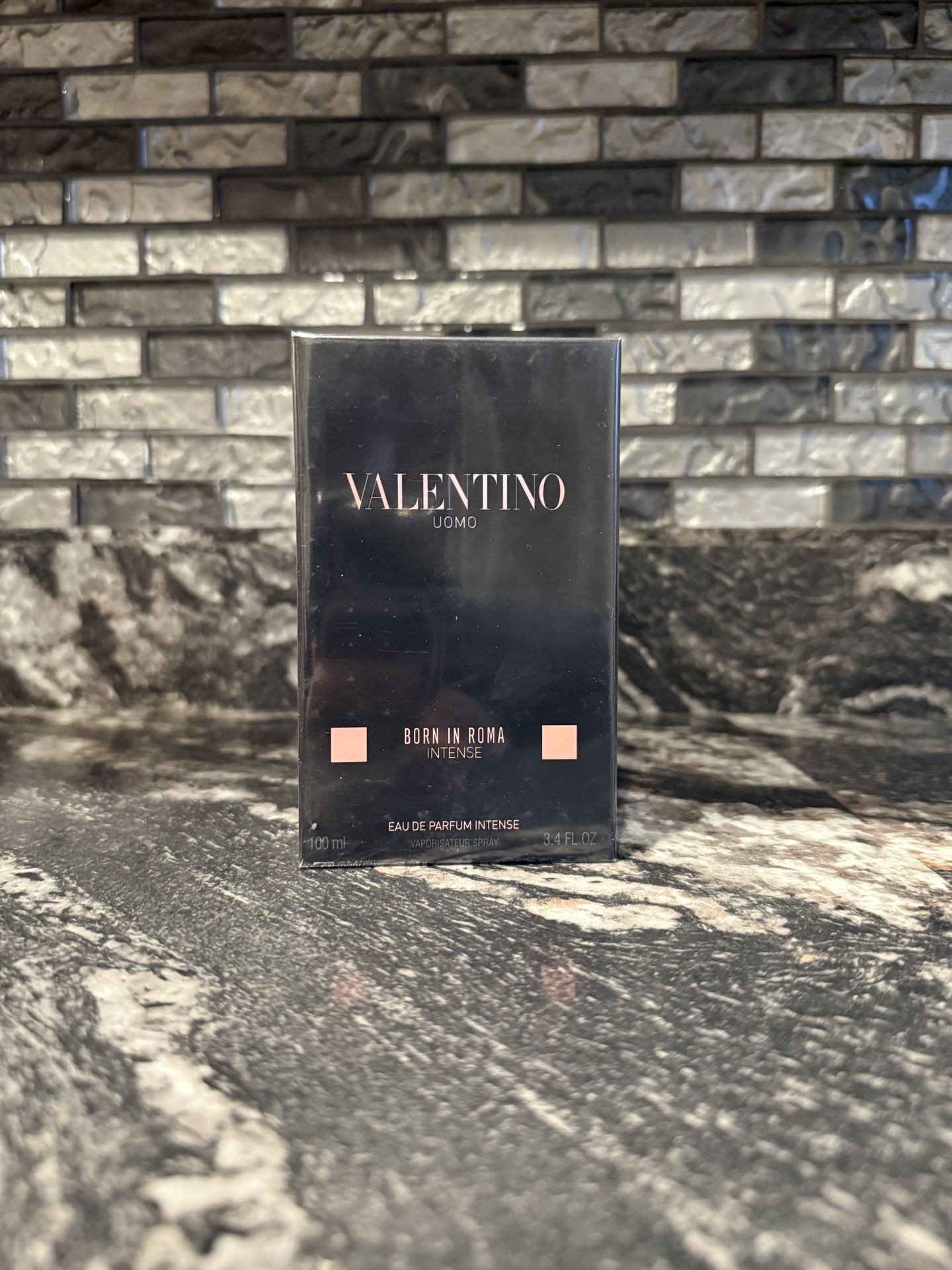 Valentino Uomo Born In Roma Intense