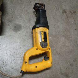 DeWalt saw