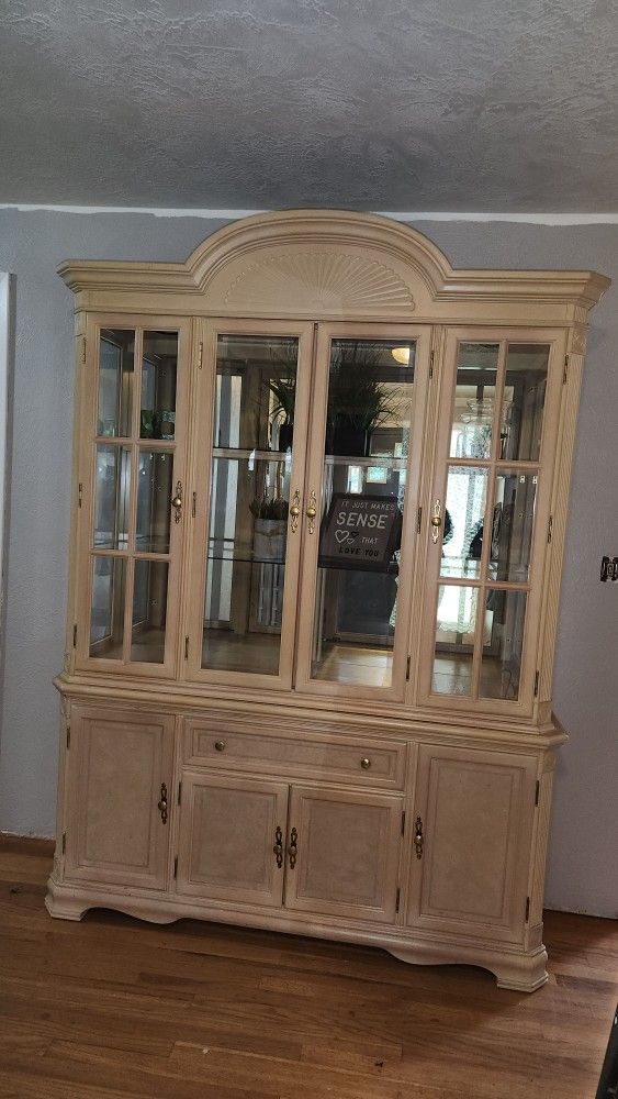 Lighted China Cabinet & Curio 