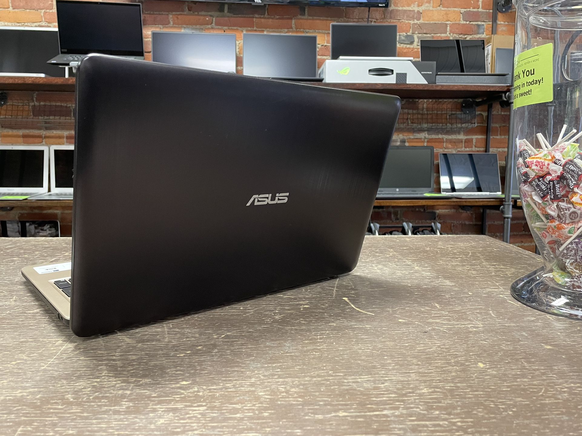 ASUS VivoBook X54OUA DB71 Laptop i7 Quad Core 8GB RAM 256GB