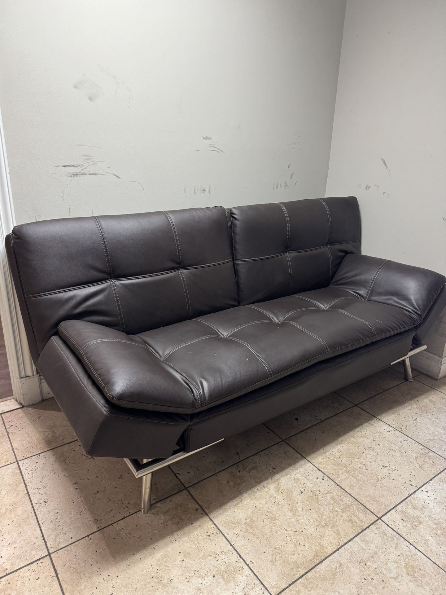 Leather Futon. 🚚WE DELIVER🚚