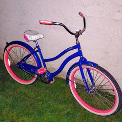 Women's huffy Fairmont 26" Beach cruiser bike bicicleta