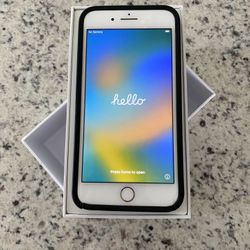 iPhone 8 Plus 64 GB Unlocked 