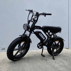 New, retro moped e-bike 750w 48v 20ah top speed 28mph hydraulic disc brakes range up to 65 miles electric bike  