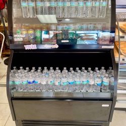 Structural Concepts Beverage Air Cooler 