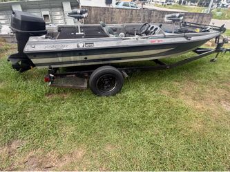 Pro craft bass boat