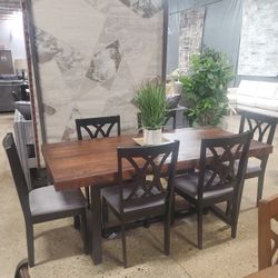 Beautiful 7 PC Rustic Dining Set With 6 Chairs (New)