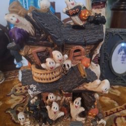 Vintage Ceramic Ghost House