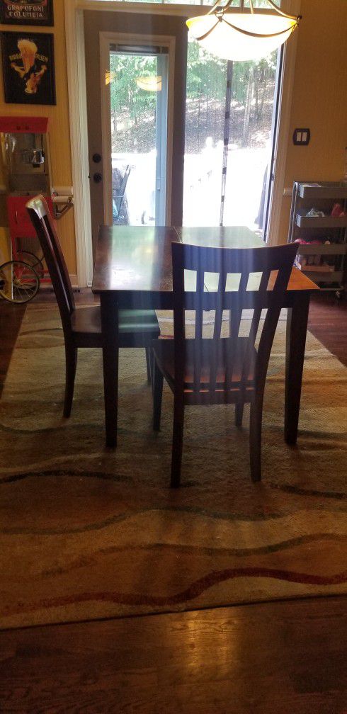 *REDUCED*Adjustable Kitchen table & 4 Chairs 