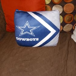 DALLAS COWBOYS  traveling Pillow $20
