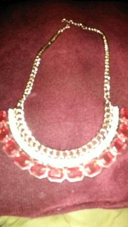 RED STONE NECKLACE