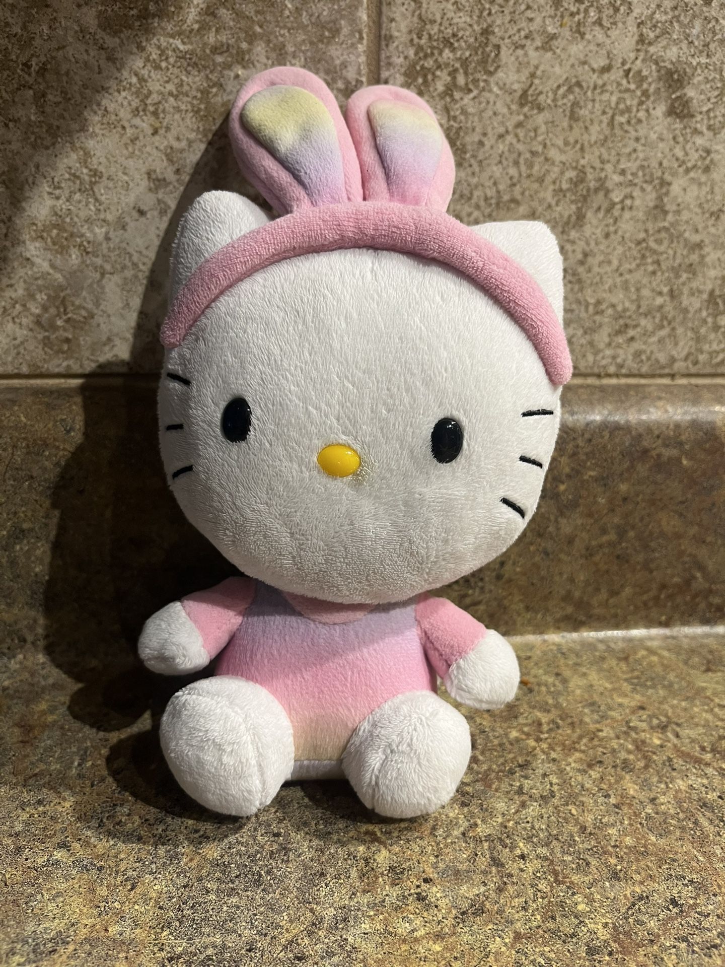 Hello Kitty Plushie Bunny