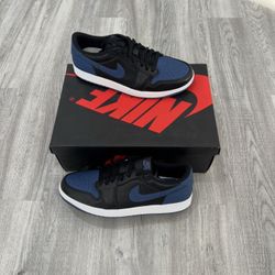 Jordan 1 Low Mystic Navy Men 8.5 ( Women 10 ) New 