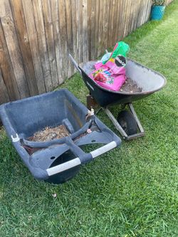 Wheelbarrows set of 2