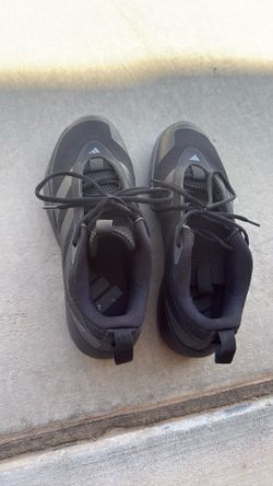 Adidas men’s 10.5