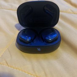 Headphones 