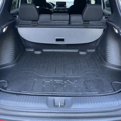 Honda 2023 HRV Cargo Cover And Mat