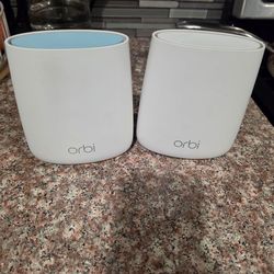 Orbi tri - band mesh wifi router with extender