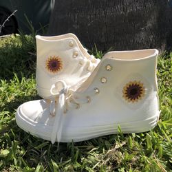 Converse sunflower Gold Star new 