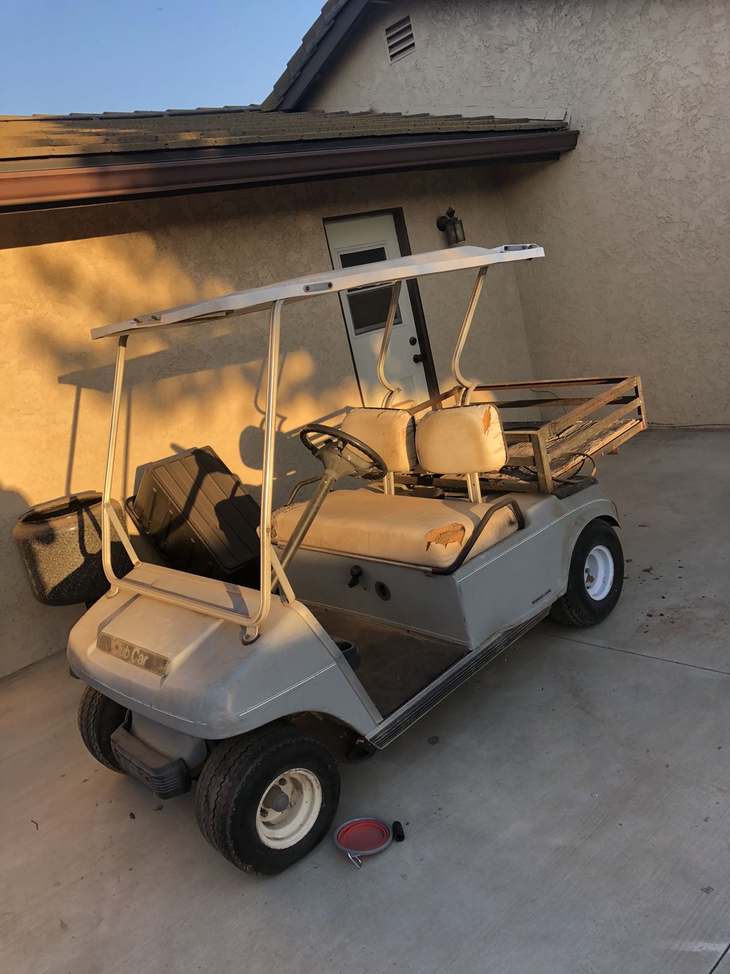 Golf cart