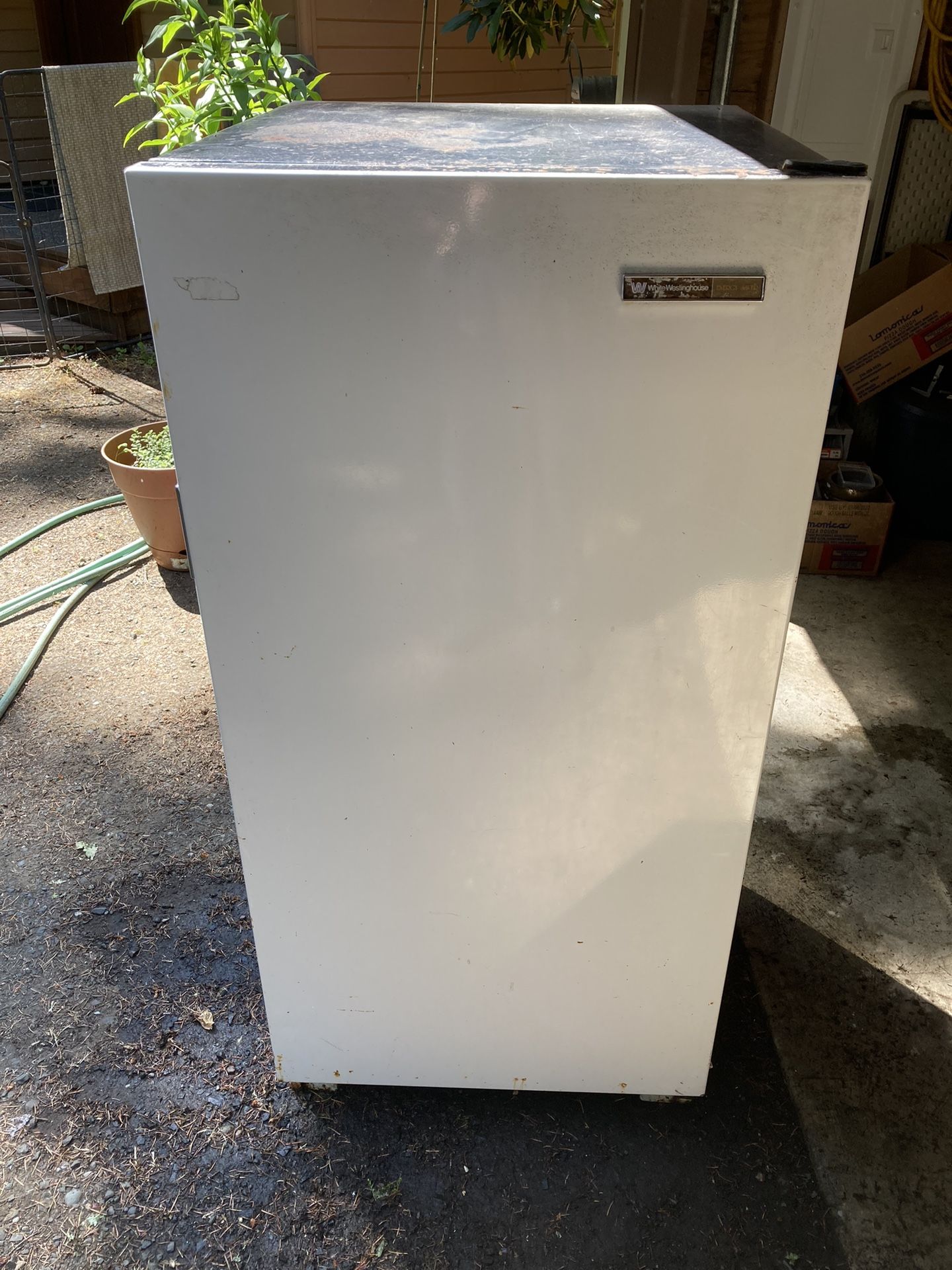 Westinghouse Freezer for Sale in Tumwater, WA OfferUp