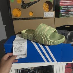 adidas Adilette 22 Slides Magic Lime St Desert Sand