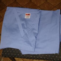 NEW!! CORNER STONE 2 PC SCRUB SET.