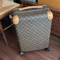 LOUIS VUITTON Horizon 55 Rolling Suitcase Carry On