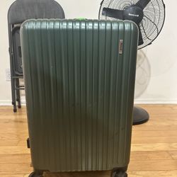 Möbus check in large luggage suitcase