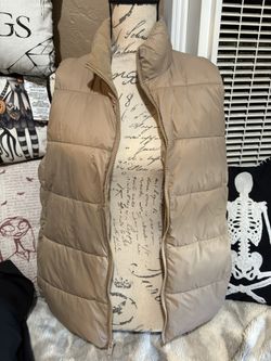 Gap Medium Vest