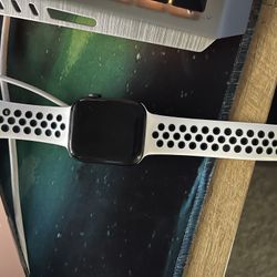 Apple Watch 5 44cm
