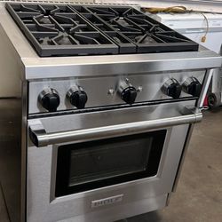 Wolf 30”Wide Gas Range Stove Stainless Steel 4Burners
