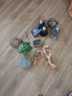 Reptile tank supplies