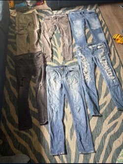Men bottoms size M,31,32 everything all 13 pairs for 150