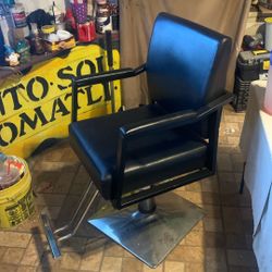 Barber / Tattoo Chair 