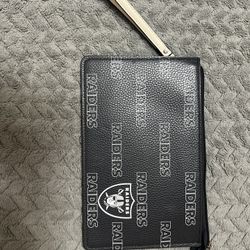 Las Vegas Raiders Wristlet Purse 