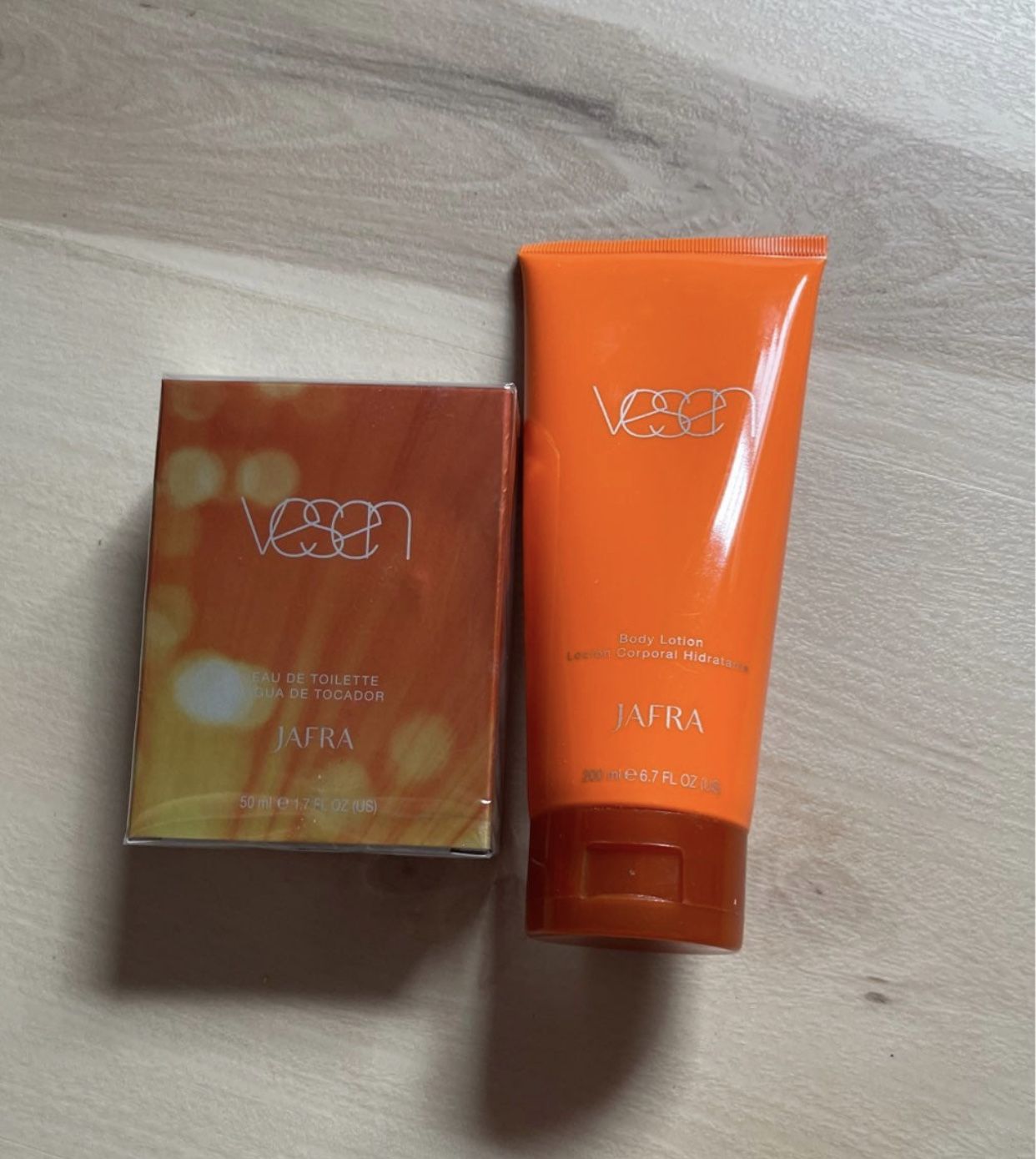 VESEN PERFUME Y LOCIÓN
