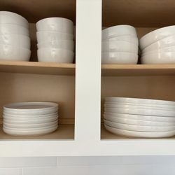 Gibson Home Dinnerware 8 Ppl Serving Set