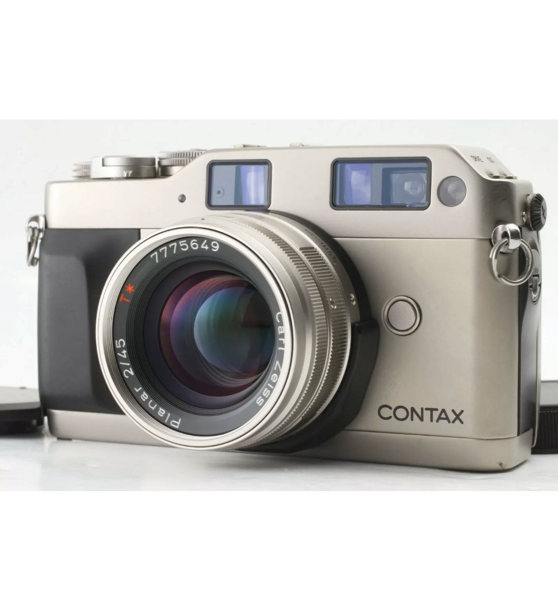 CONTAX G1 w/Carl Zeiss Planar 45mm f/2