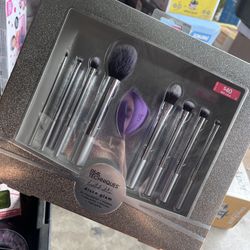 Real Techniques Brush Set
