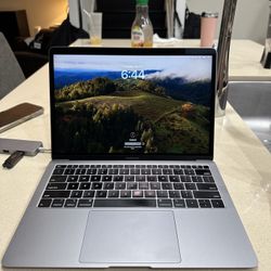 MacBook Air (2018 - 500gb | 16gb ram)