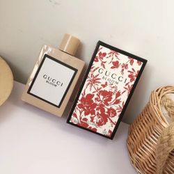Gucci bloom Eau De Parfum 3.3 Oz/100ML Authentic & Brand new 🌸✨