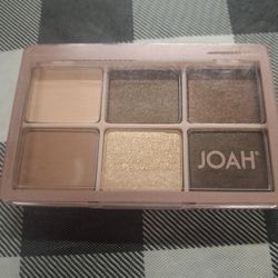 Joah eyeshadow