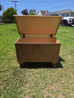Storage chest