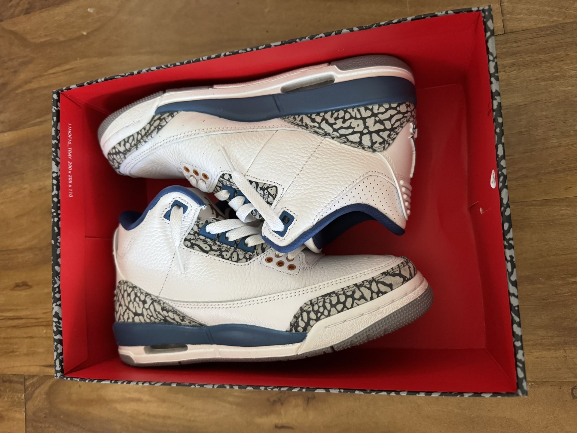 Air Jordan 3 Retro