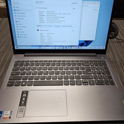 Touchscreen laptop - Lenovo IdeaPad 3
