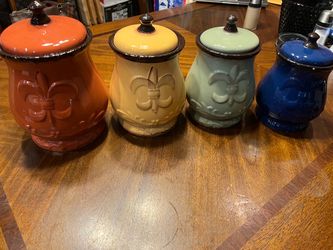 Set of 4 Ceramic Canisters with Lids