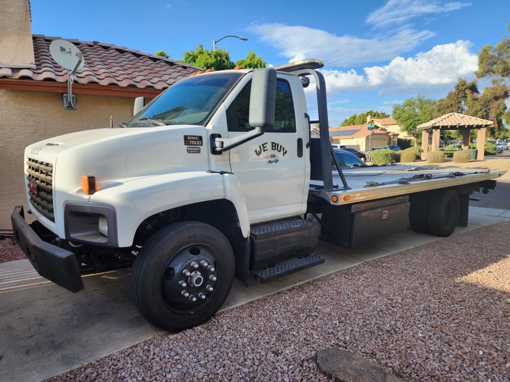 2004 GMC Duramax engine
