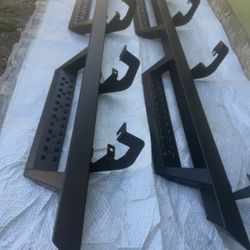 07/18 Silverado Side Steps